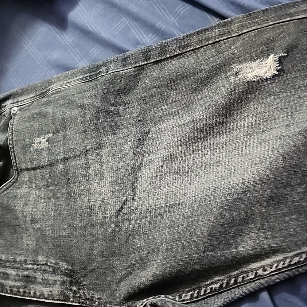 Pants - Picture 4 of 8